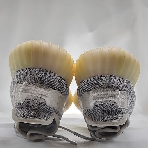 ADIDAS YEEZYS BOOST V2 NON- REFLECTIVE MENS 8 LADIES 9 COLOR GREY/WHITE VGUC - Picture 13 of 16